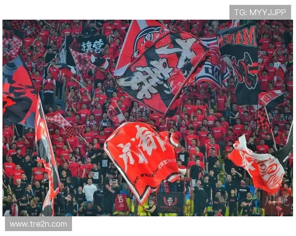 蓉城力克申花送首败 罗慕洛制胜路易斯两度中柱